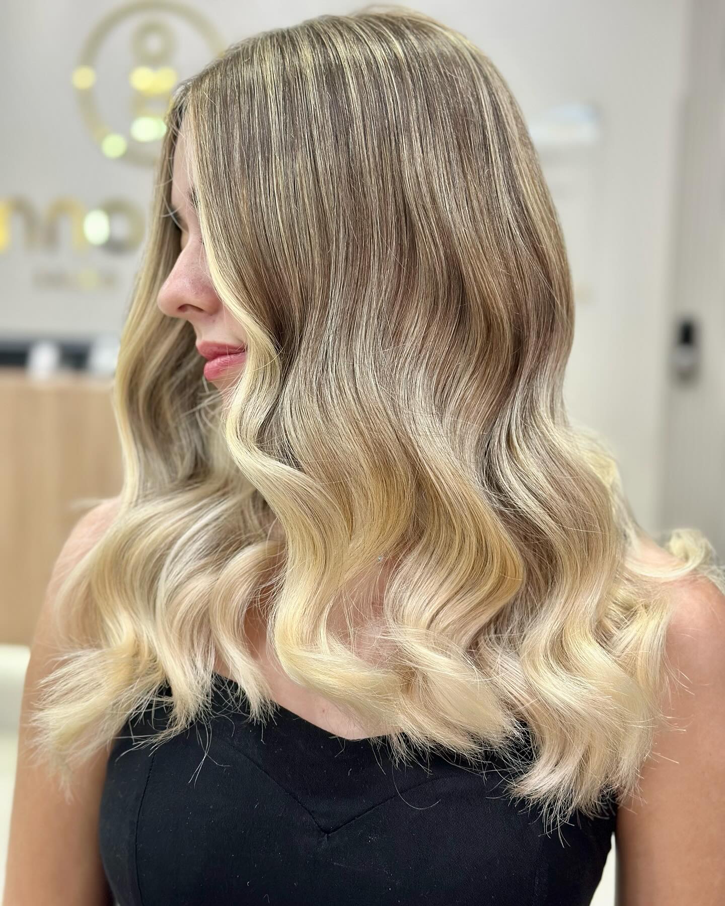 Coloração e Mechas em Tijucas SC | Transforme Seu Visual no Innovare Salão Coloração e Mechas em Tijucas SC | Transforme Seu Visual no Innovare Salão