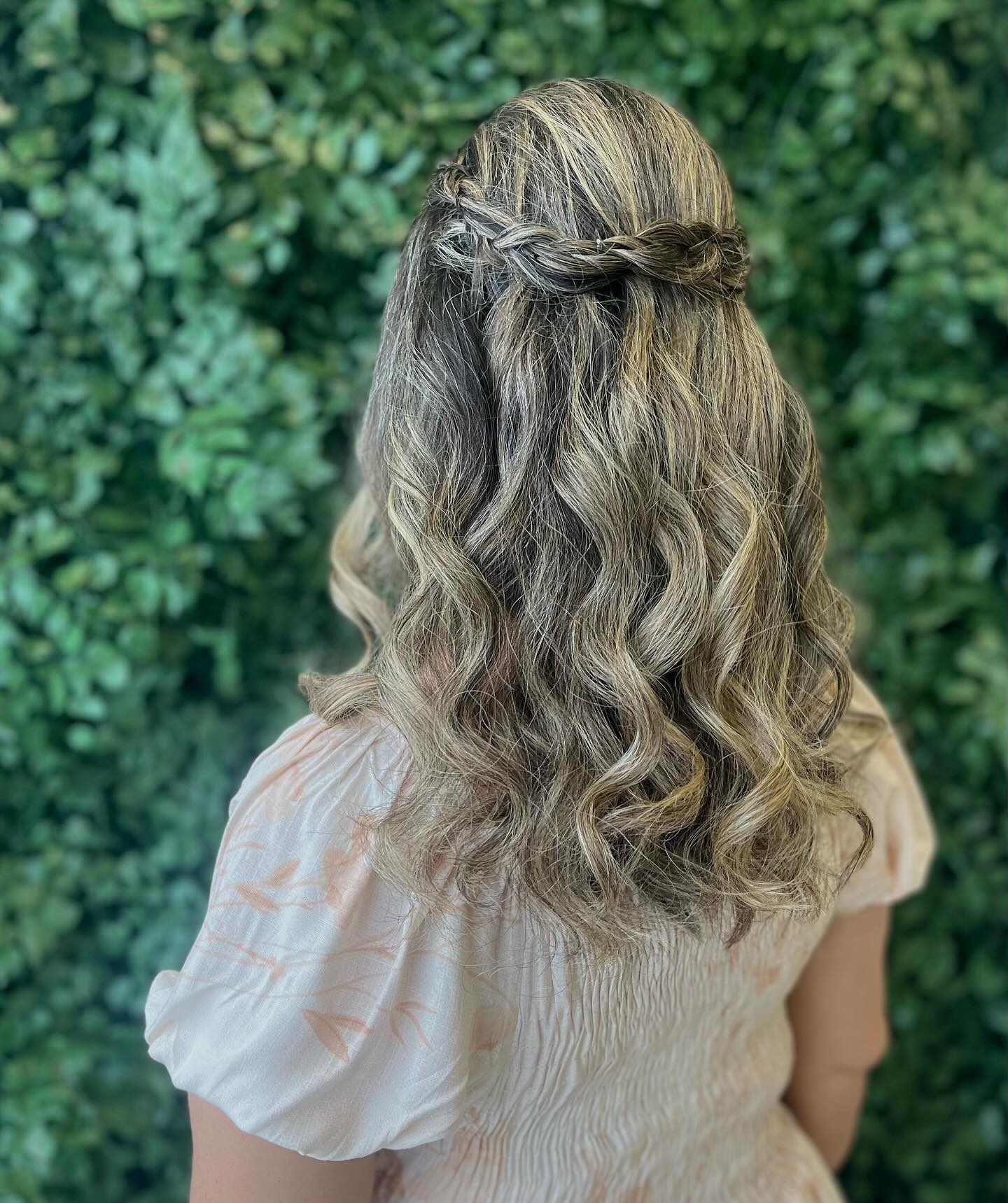 Penteados em Tijucas SC | Estilo e Elegância no Innovare Salão Penteados em Tijucas SC | Estilo e Elegância no Innovare Salão
